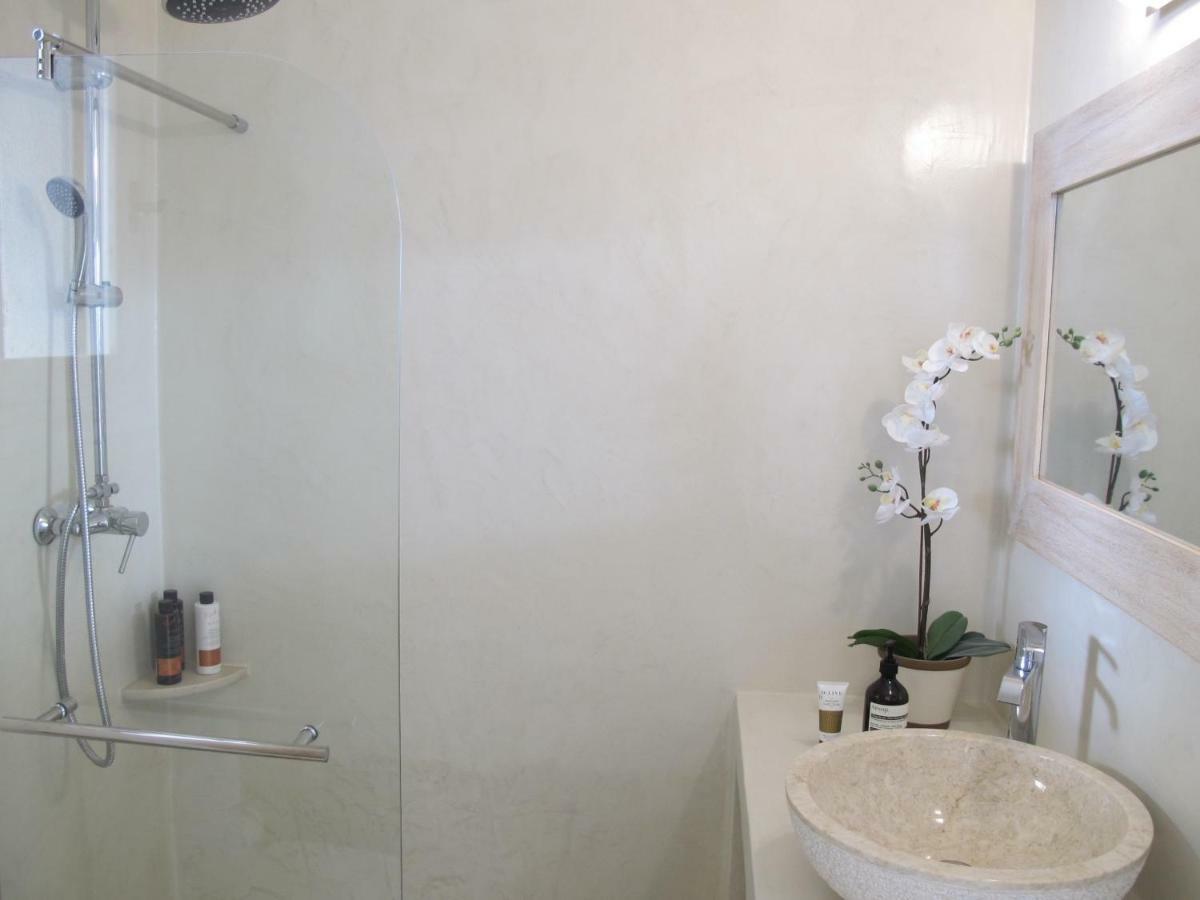 Aqua Seafront Glyfada Corfu Beach House With Garden Eksteriør billede
