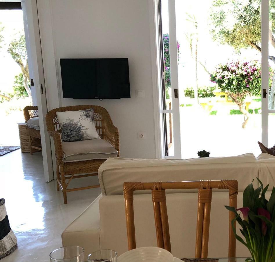 Aqua Seafront Glyfada Corfu Beach House With Garden Eksteriør billede